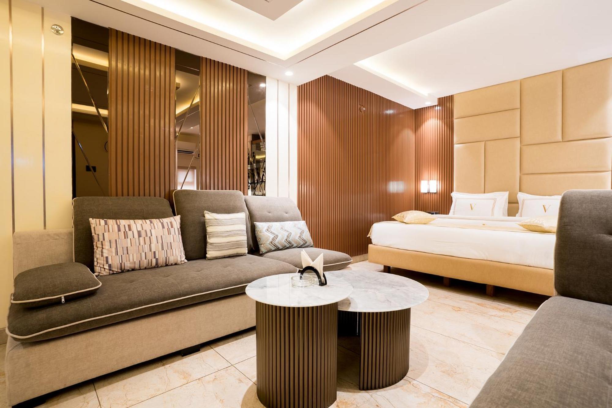 Oriva Vinflora Residency - Nr Lv Prasad Hospital, Banjara Hills Hotel Hyderabad Ngoại thất bức ảnh