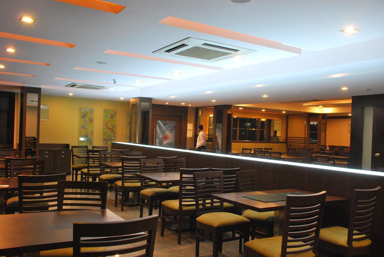 Oriva Vinflora Residency - Nr Lv Prasad Hospital, Banjara Hills Hotel Hyderabad Ngoại thất bức ảnh