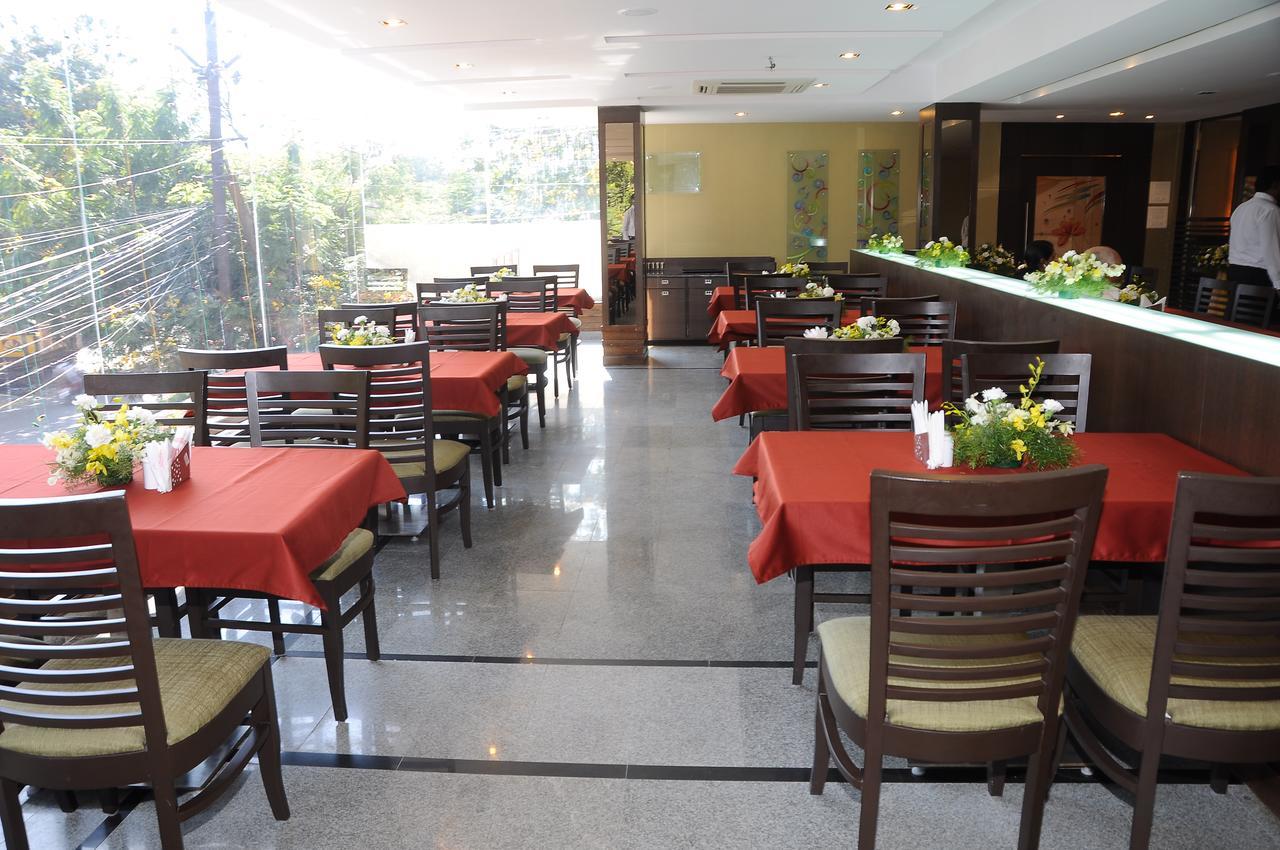 Oriva Vinflora Residency - Nr Lv Prasad Hospital, Banjara Hills Hotel Hyderabad Ngoại thất bức ảnh