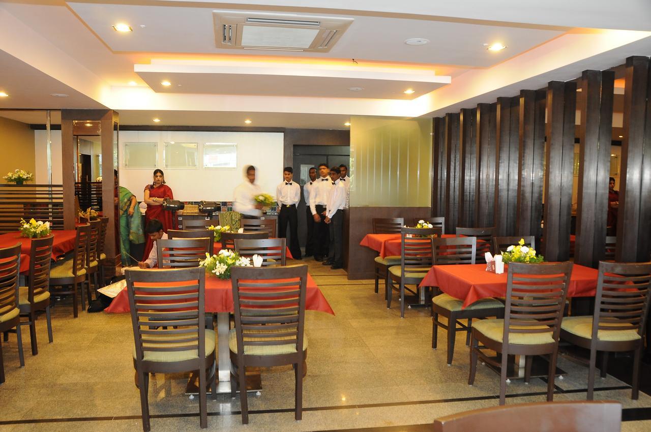 Oriva Vinflora Residency - Nr Lv Prasad Hospital, Banjara Hills Hotel Hyderabad Ngoại thất bức ảnh