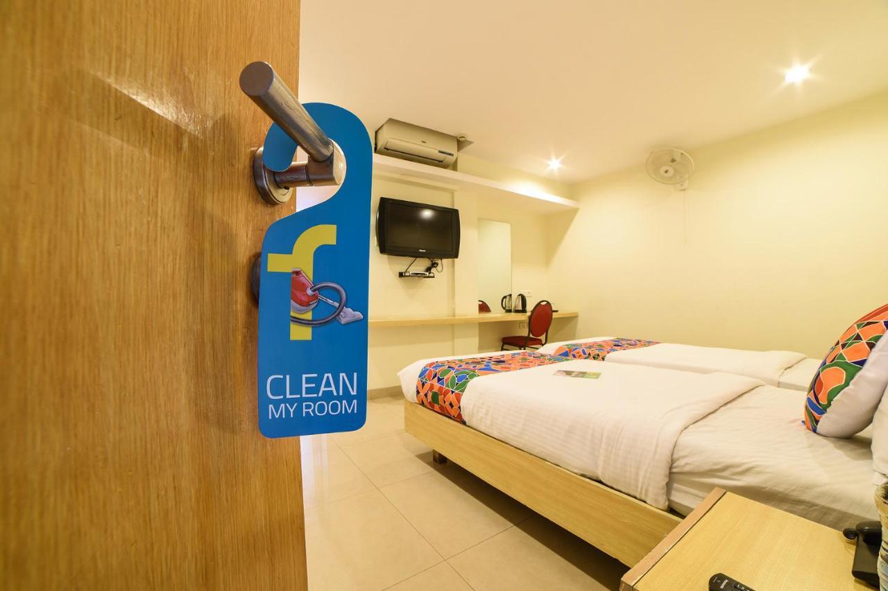 Oriva Vinflora Residency - Nr Lv Prasad Hospital, Banjara Hills Hotel Hyderabad Ngoại thất bức ảnh